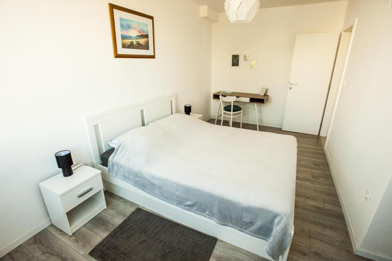 Apartment Little Violet - Balcony & Free Parking 자다르 외부 사진